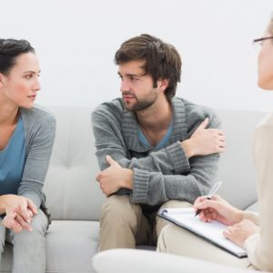 Семейное консультирование Совместная терапия, индивидуальная терапия партнеров.